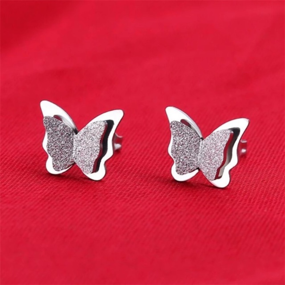 NEW!๐๐๐ฆBUTTERFLIES!!!๐ฆ๐๐SILVERY!๐BEAUTIFUL! - Picture 5 of 8